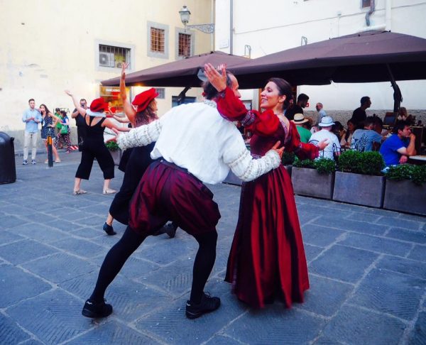 Armonía Danza- Teatro y Danaza de la Comedia del Arte en Florencia 8